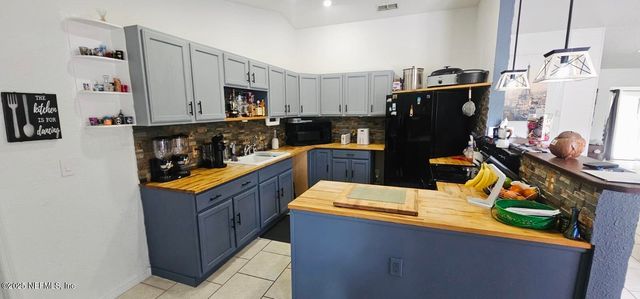 12961 FIVE CHURCHES Road, Sanderson, FL 32087