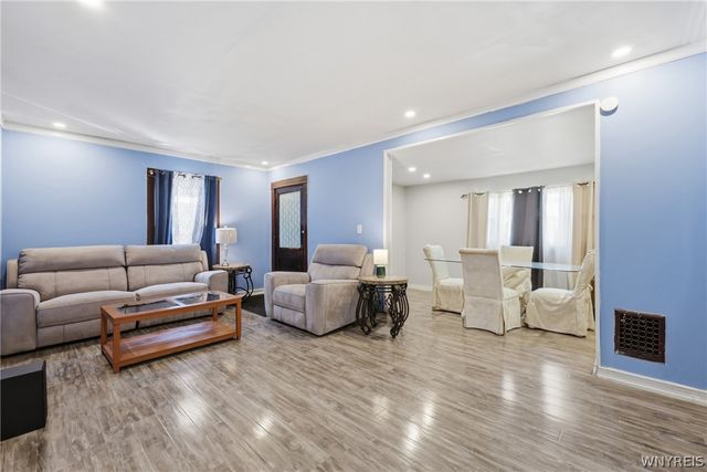 102 Cloverdale Avenue, Buffalo, NY 14215