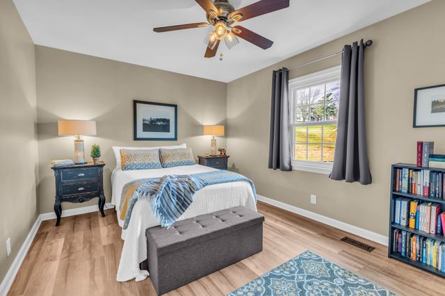 705 Fox Ridge Dr, Brentwood, TN 37027