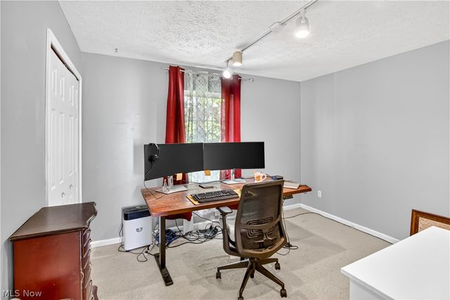 4267 Western Reserve Drive, Brunswick, OH 44212