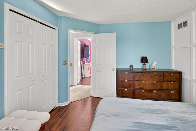 4267 Western Reserve Drive, Brunswick, OH 44212