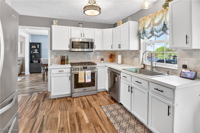 4267 Western Reserve Drive, Brunswick, OH 44212