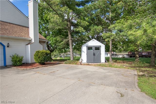4267 Western Reserve Drive, Brunswick, OH 44212