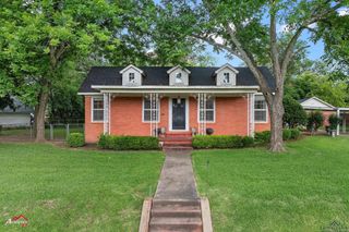 1204 Collins, Henderson, TX 75654