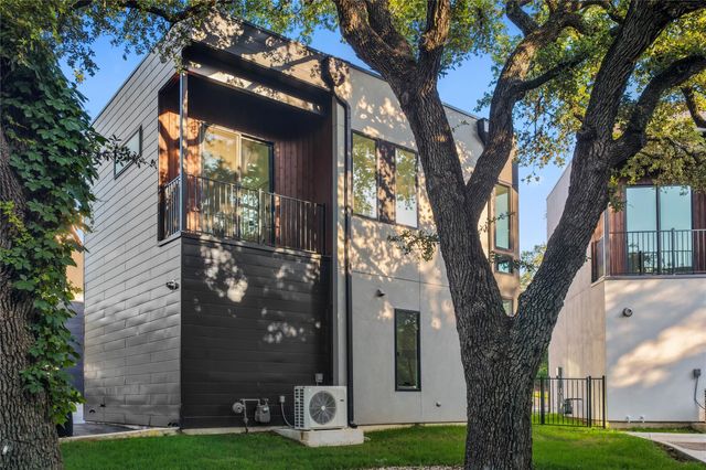 219 Lessin LN 15, Austin, TX 78704