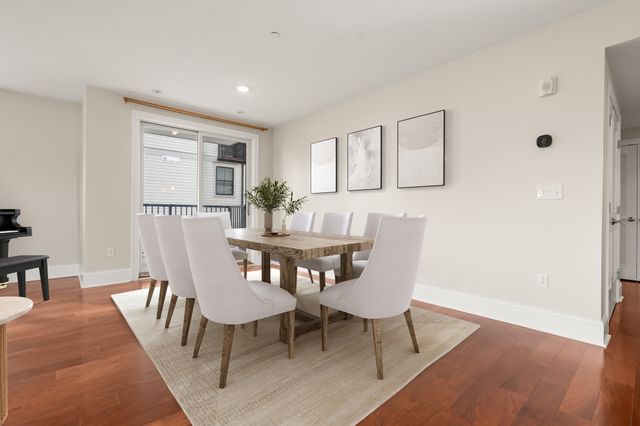 32 Gilson Rd 3, Quincy, MA 02169