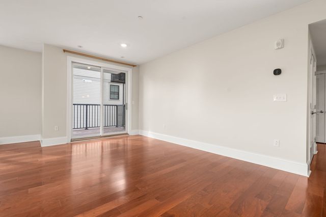 32 Gilson Rd 3, Quincy, MA 02169