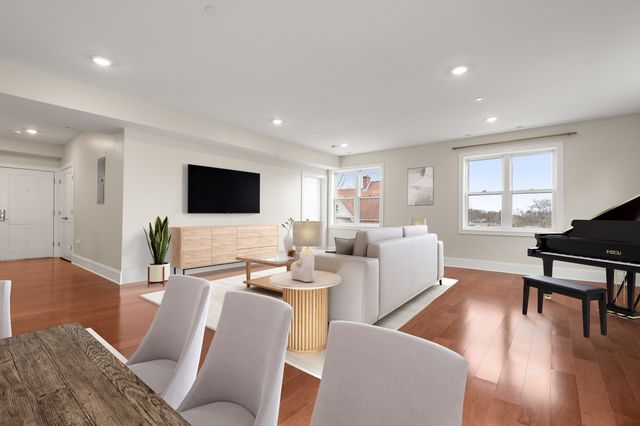 32 Gilson Rd 3, Quincy, MA 02169