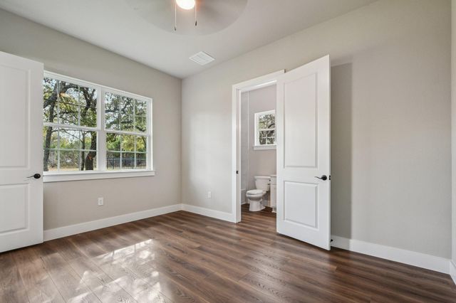 242 Sunday DR, Burnet, TX 78611