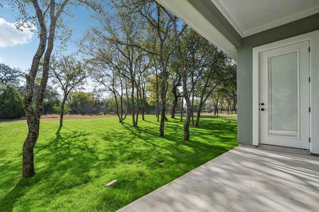 242 Sunday DR, Burnet, TX 78611