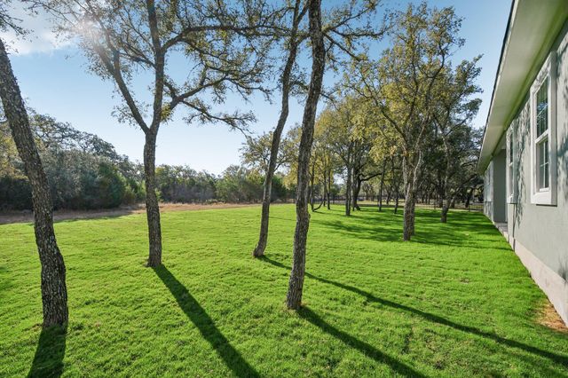 242 Sunday DR, Burnet, TX 78611