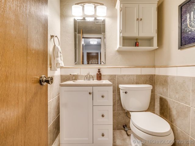 3405 E Louisville Street, Broken Arrow, OK 74014