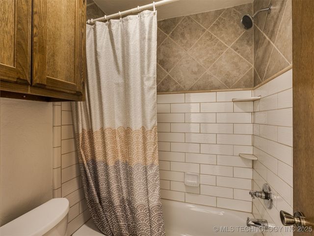 3405 E Louisville Street, Broken Arrow, OK 74014