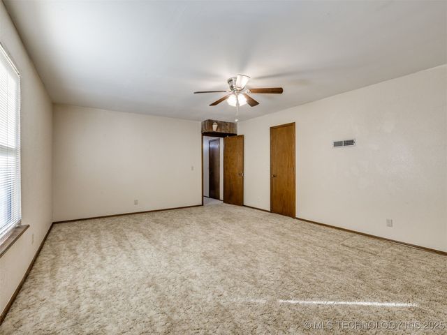 3405 E Louisville Street, Broken Arrow, OK 74014