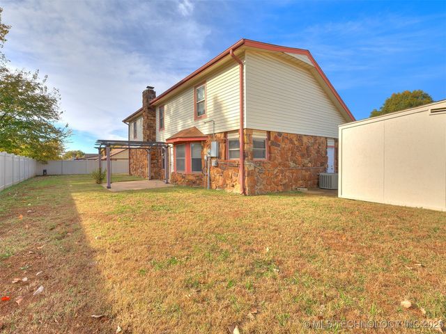 3405 E Louisville Street, Broken Arrow, OK 74014