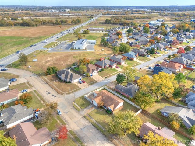 3405 E Louisville Street, Broken Arrow, OK 74014