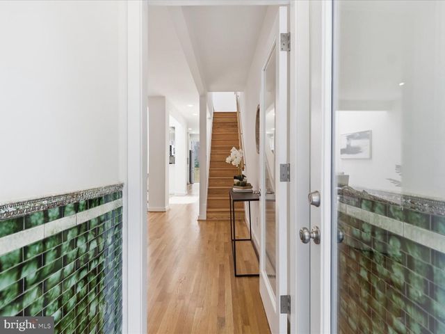 2302 ONTARIO RD NW, Washington, DC 20009