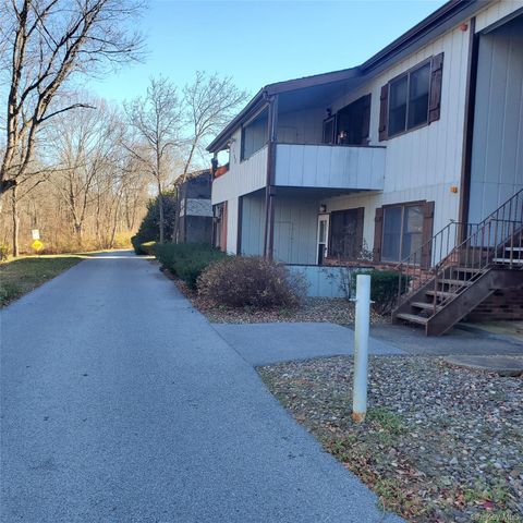 160 West Road C29, Pleasant Valley, NY 12569