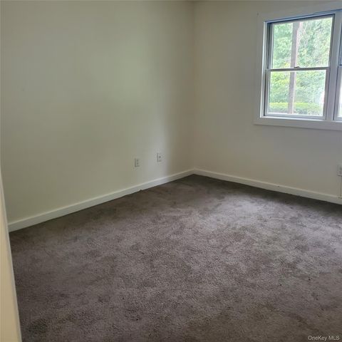 160 West Road C29, Pleasant Valley, NY 12569
