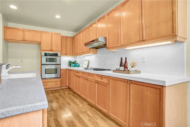 23253 Lea Court, Valencia, CA 91354