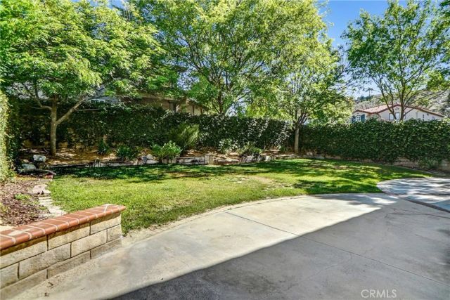 23253 Lea Court, Valencia, CA 91354