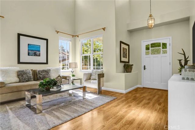 23253 Lea Court, Valencia, CA 91354