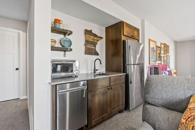 4730 Maas Court, Minnetrista, MN 55375