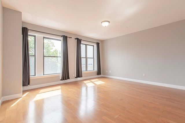7 Main Street 106, Brockton, MA 02301