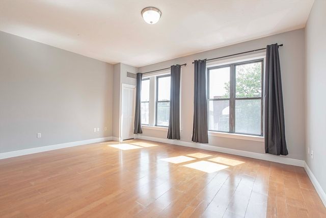 7 Main Street 106, Brockton, MA 02301