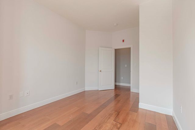 7 Main Street 106, Brockton, MA 02301