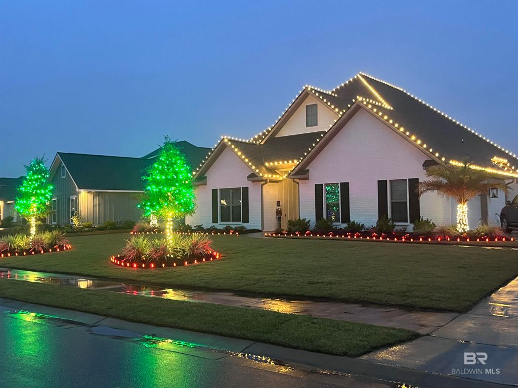 10765 Secretariat Boulevard, Daphne, AL 36526