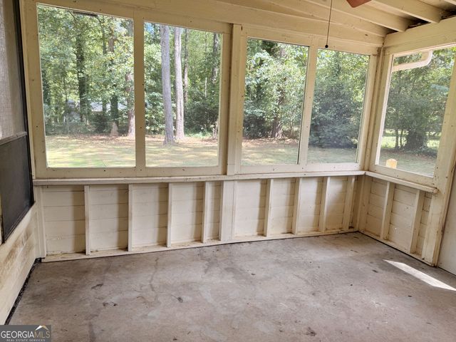 430 Banks Road, Fayetteville, GA 30214