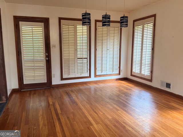430 Banks Road, Fayetteville, GA 30214