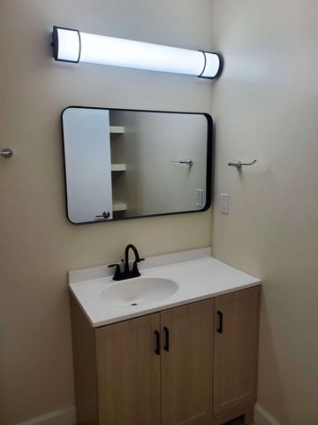 12 Wimbledon Lakes Drive 250, Plantation, FL 33324