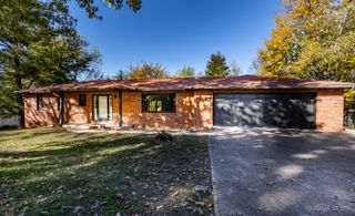 1577 W Broadway Ave, West Plains, MO 65775