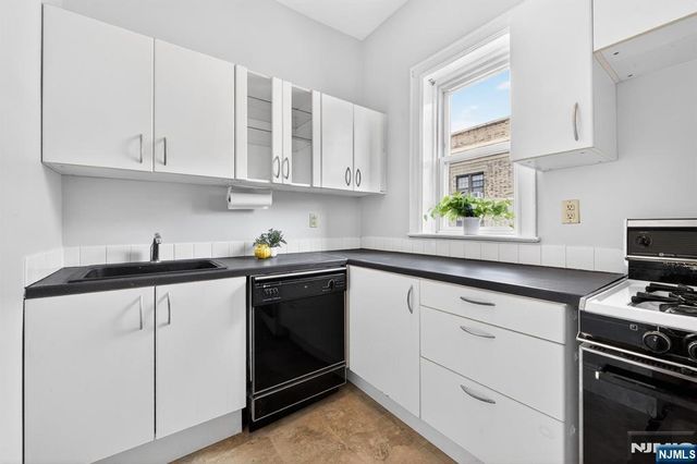 938 Hudson Street 6, Hoboken, NJ 07030