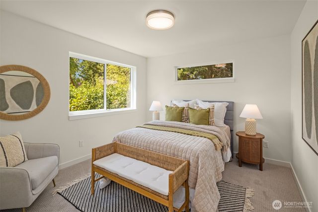 4530 NE 55th Street, Seattle, WA 98105
