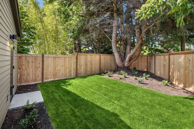 4530 NE 55th Street, Seattle, WA 98105
