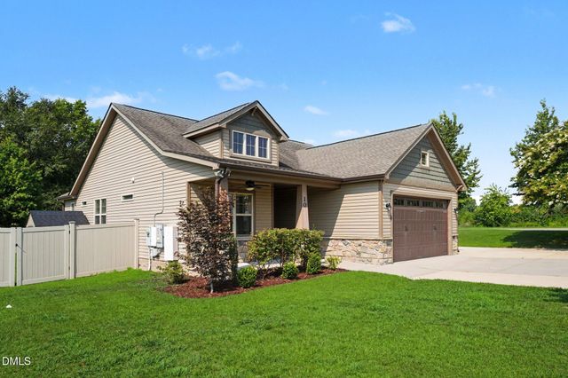 10 Braddock Drive, Lillington, NC 27546