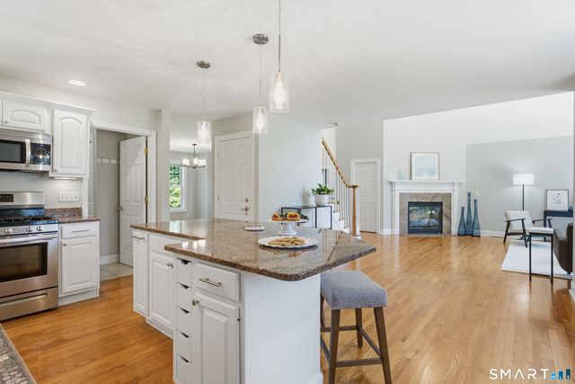58 Featherbed Lane, Branford, CT 06405