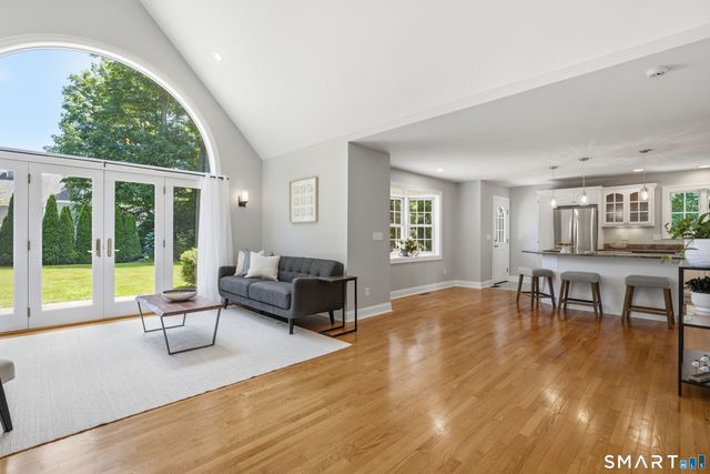 58 Featherbed Lane, Branford, CT 06405