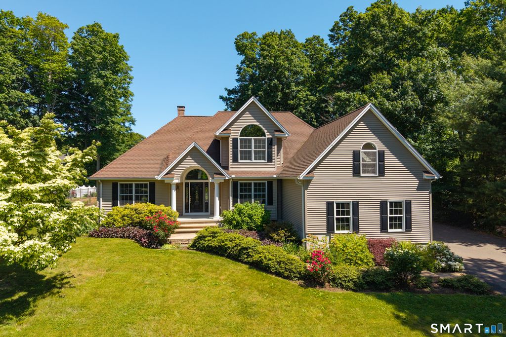 58 Featherbed Lane, Branford, CT 06405