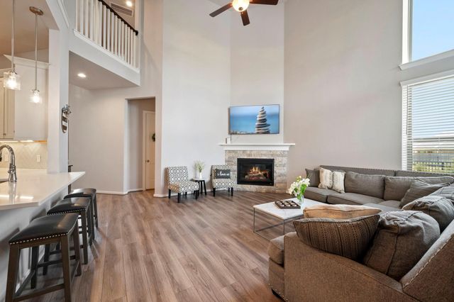 9715 Migrant Hawker Court, Conroe, TX 77385