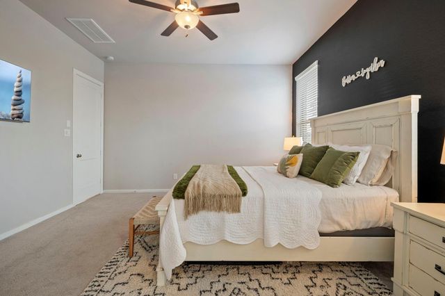 9715 Migrant Hawker Court, Conroe, TX 77385