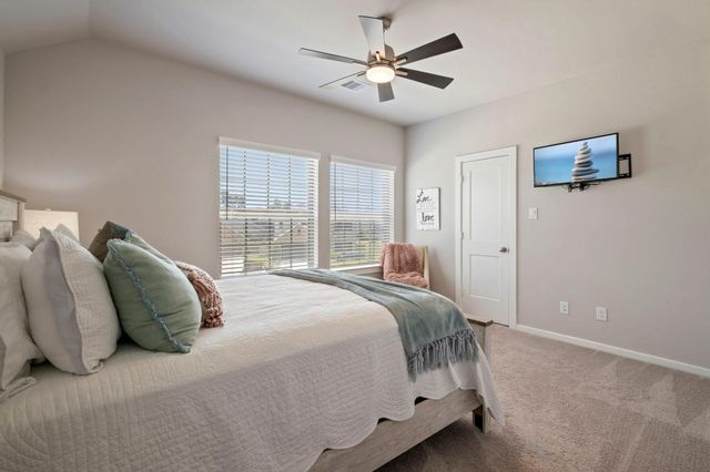 9715 Migrant Hawker Court, Conroe, TX 77385