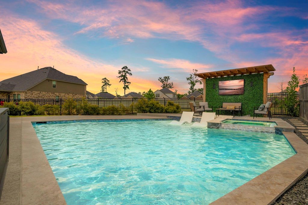 9715 Migrant Hawker Court, Conroe, TX 77385