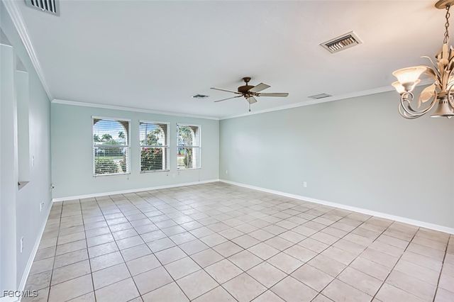 1066 Clarellen DR, Fort Myers, FL 33919