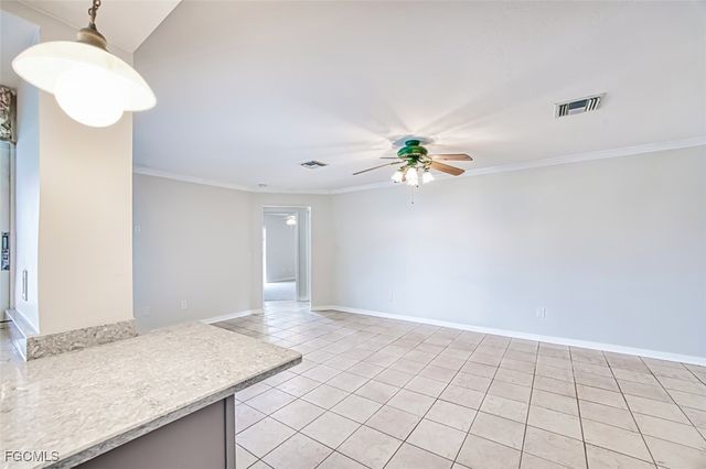 1066 Clarellen DR, Fort Myers, FL 33919