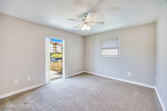 1066 Clarellen DR, Fort Myers, FL 33919