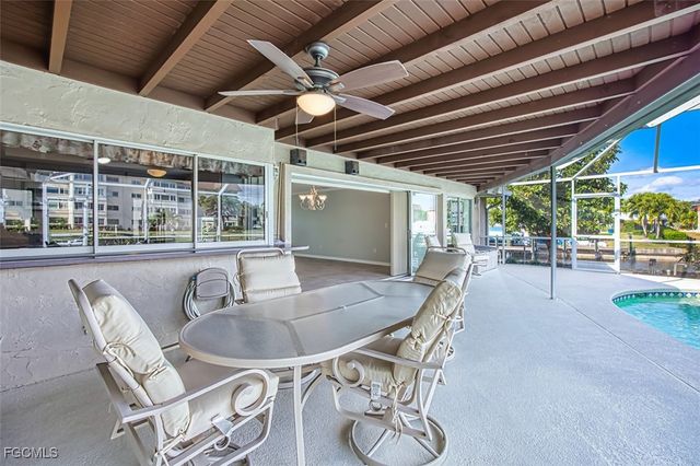 1066 Clarellen DR, Fort Myers, FL 33919